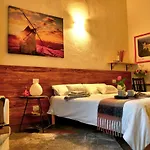 Bed and Breakfast Le Due G Βαρέζε
